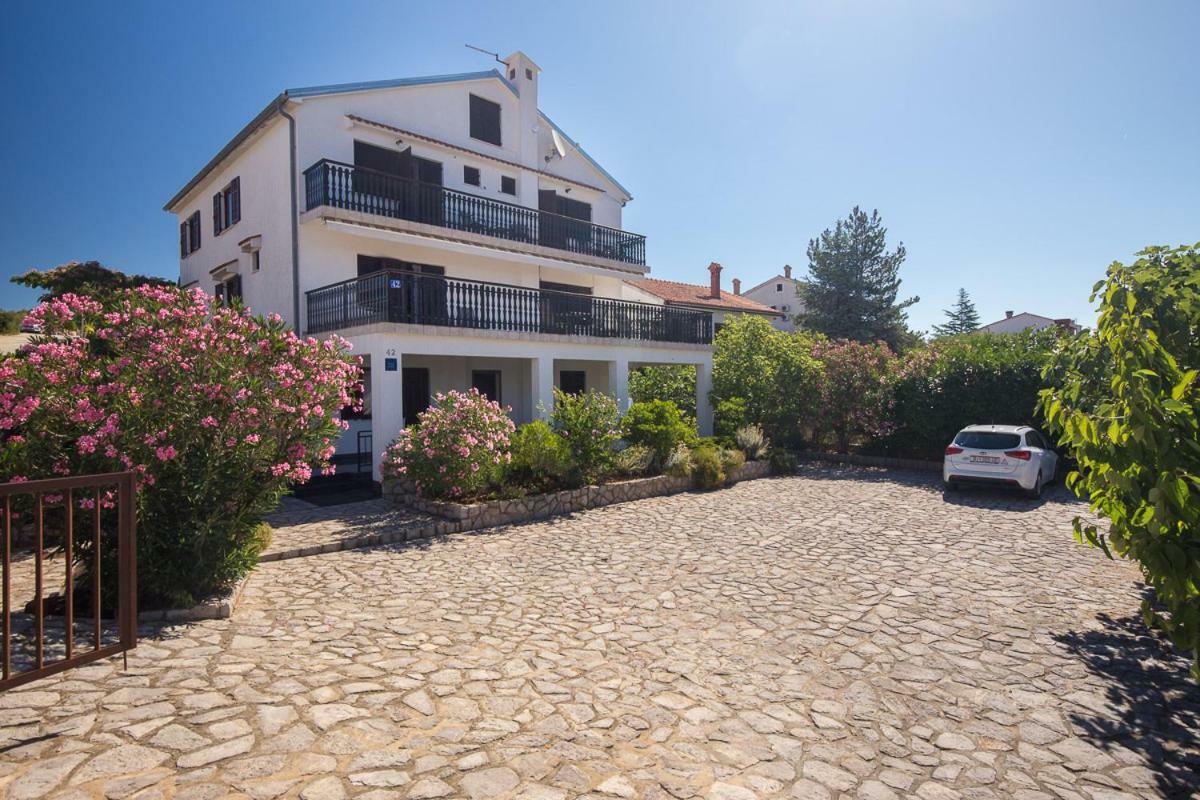 Rooms Miramare Крк Экстерьер фото